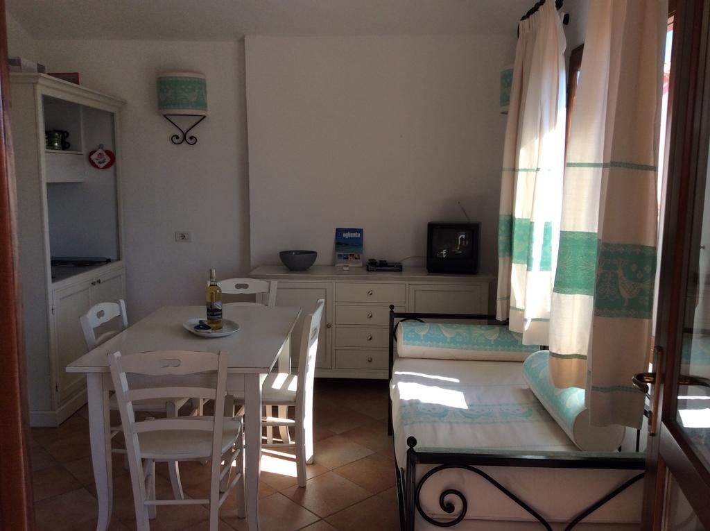 Sardinia Beach Apartments Aglientu Ngoại thất bức ảnh