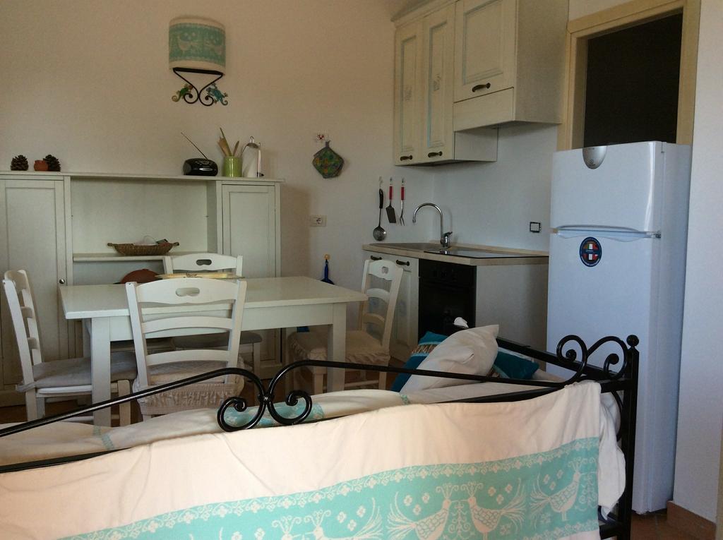 Sardinia Beach Apartments Aglientu Ngoại thất bức ảnh